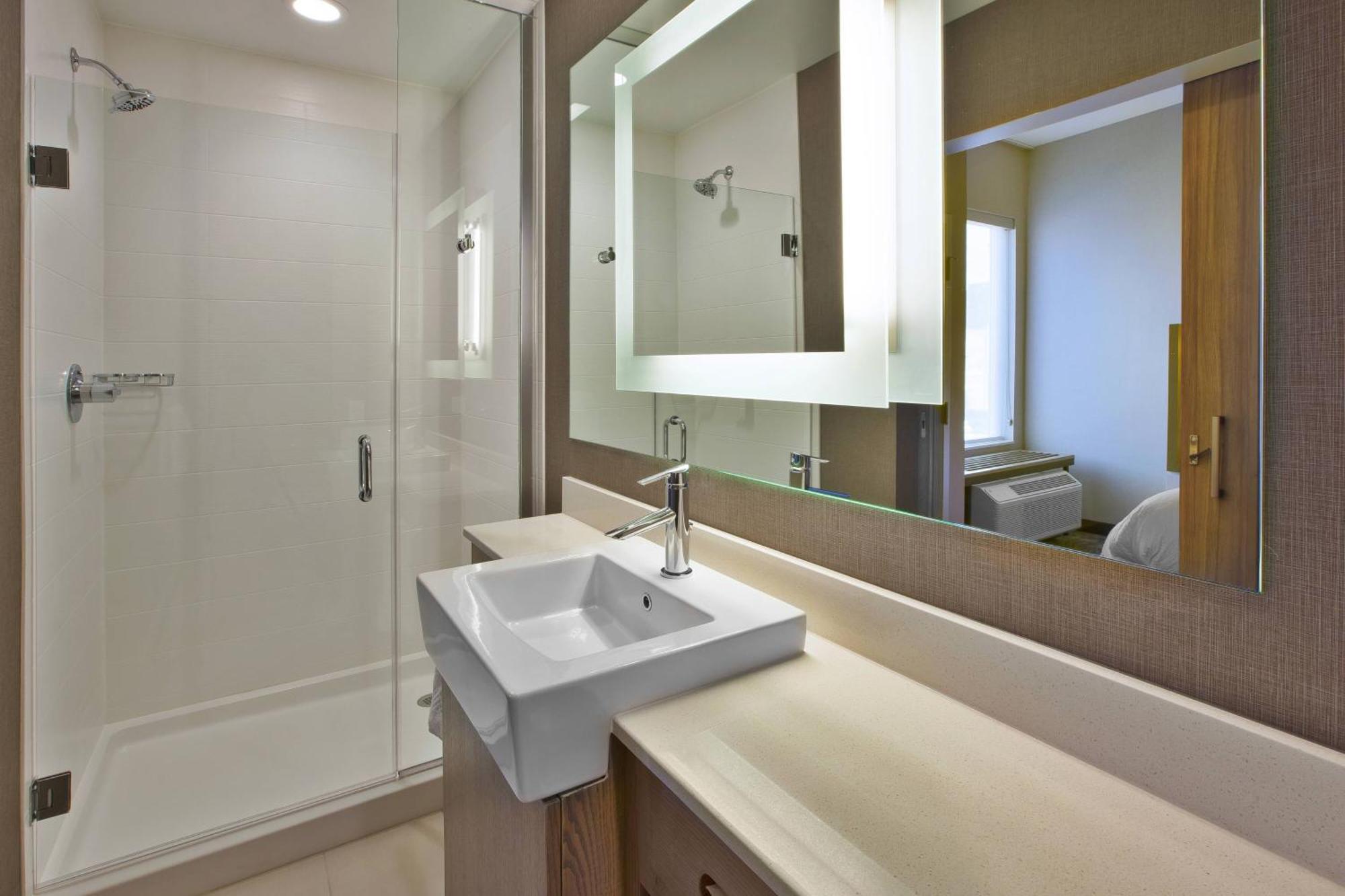 Springhill Suites By Marriott Pittsburgh Butler/Centre City Exterior photo
